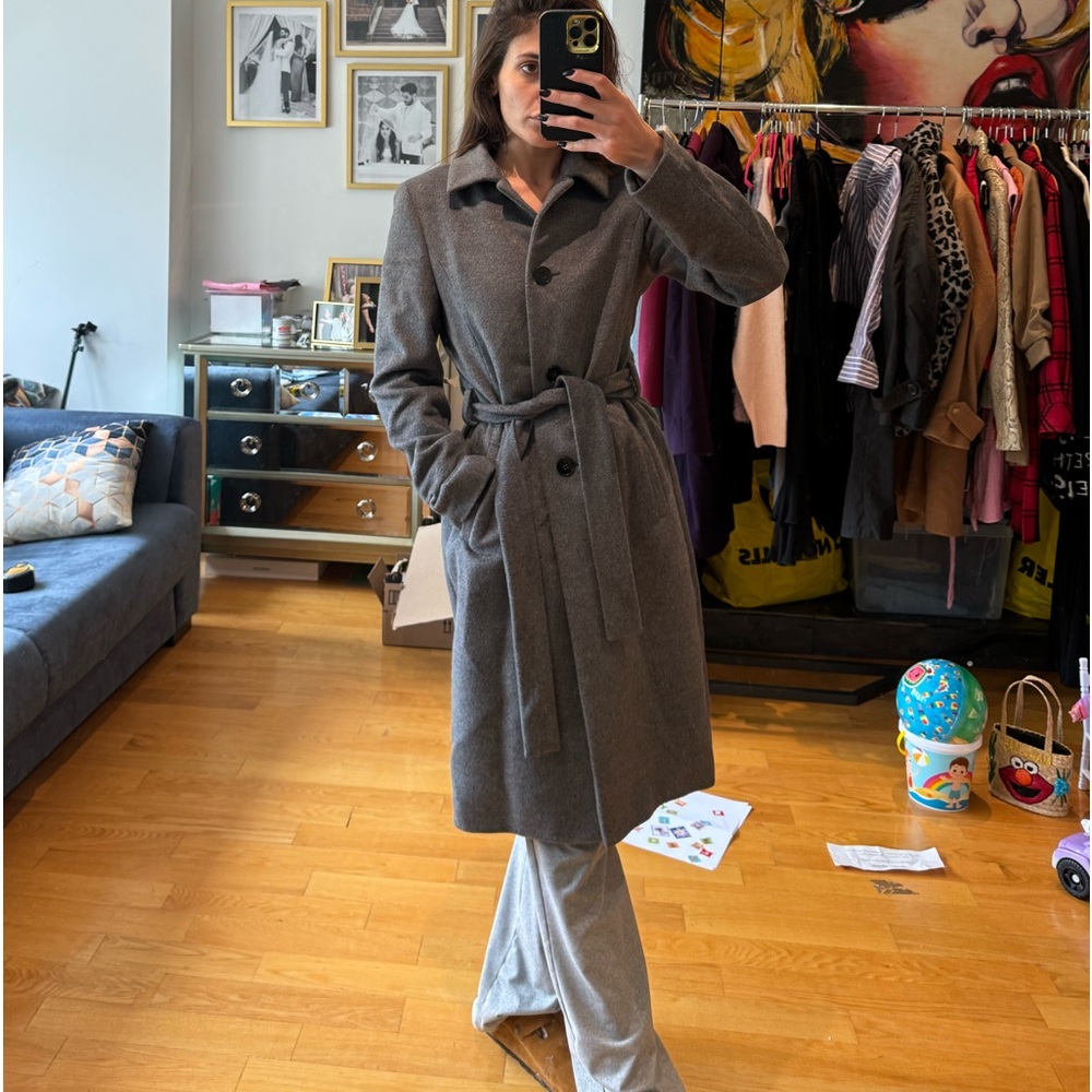 Hugo boss peacoat. Wool and cashmere.